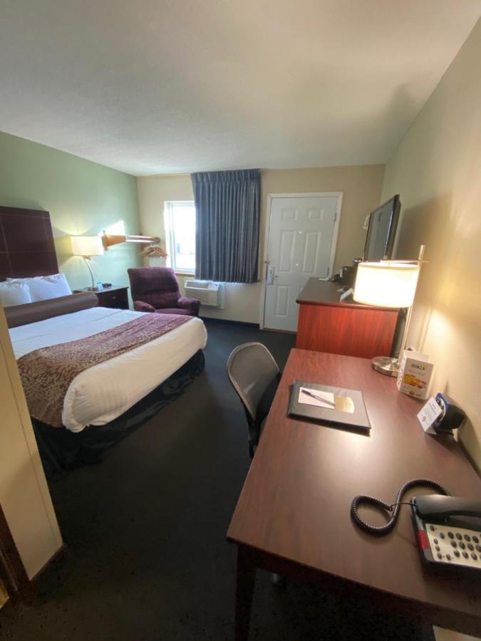 Boarders Inn & Suites By Cobblestone Hotels - Broken Bow Εξωτερικό φωτογραφία